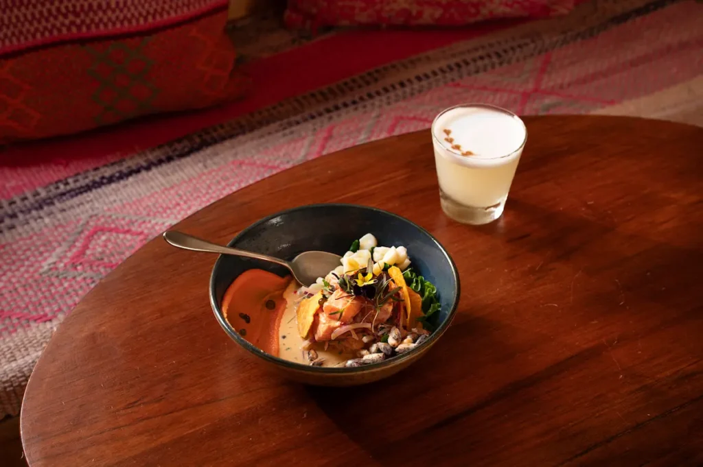 Ceviche and Pisco Sour at Las Qolqas